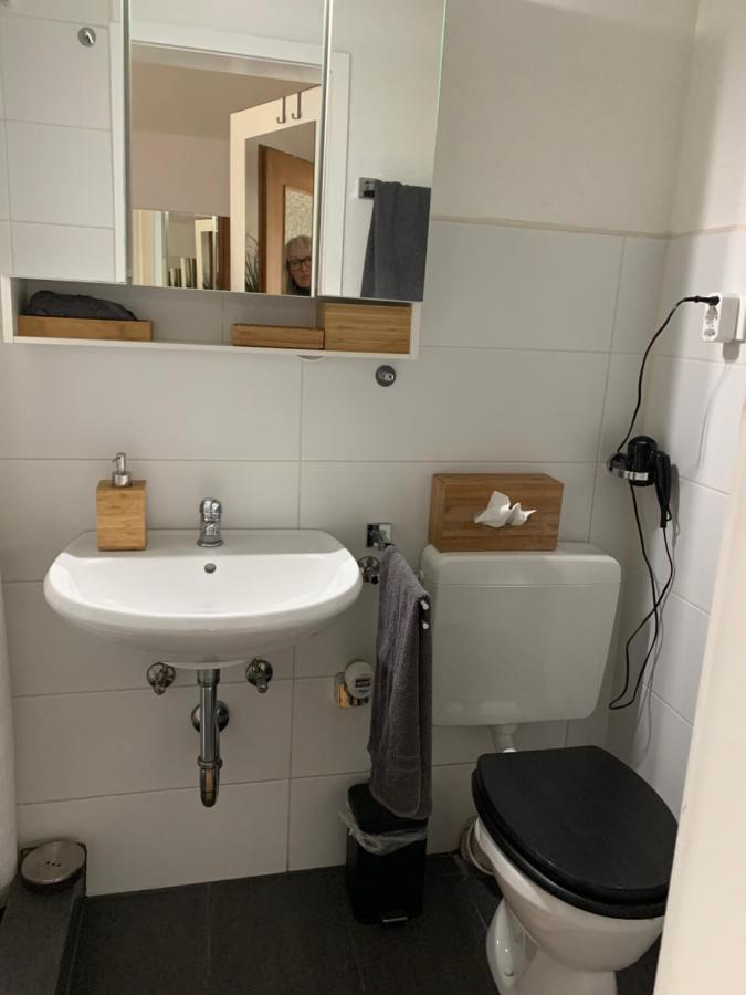 Micro-Apartment In Seenaehe Fusslaeufig Zum See:)) 외닝겐 외부 사진